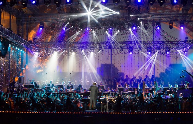 Grand-concert-lyrique-au-pied-de-la-tour-Eiffel-_-630×405-_-©-Mairie-de-Paris